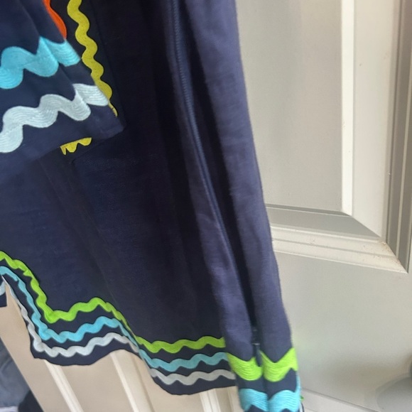 Like new linen Sail to Sable Navy Tunic with Colorful Ric Rac detailing. Size XS - Picture 5 of 12